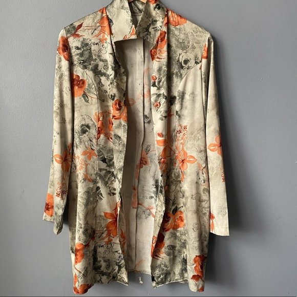 Floral GreenXOrange Blouse🍊🌿 - Picture 4 of 6